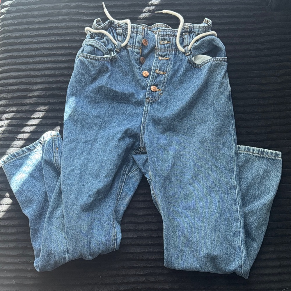 Zara High-Rise Button-Front Paperbag Jeans in Light Blue Denim
